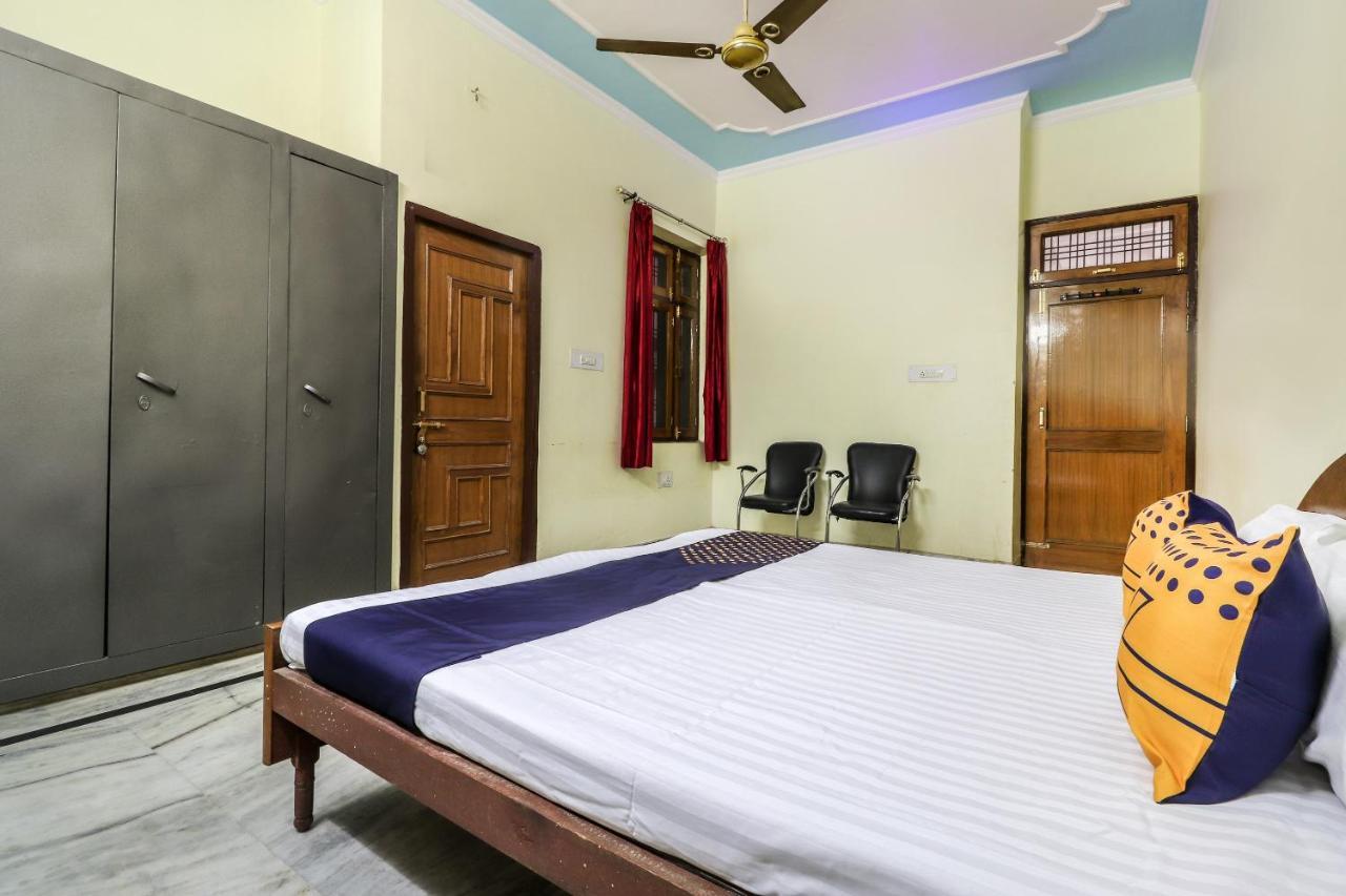 SPOT ON 70311 Rangoli Palace Hotel Lucknow Bagian luar foto