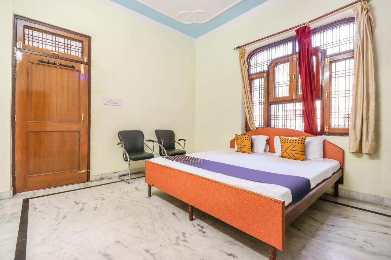 SPOT ON 70311 Rangoli Palace Hotel Lucknow Bagian luar foto