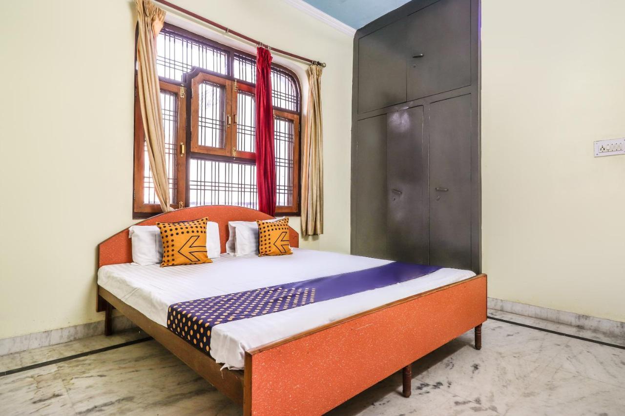 SPOT ON 70311 Rangoli Palace Hotel Lucknow Bagian luar foto